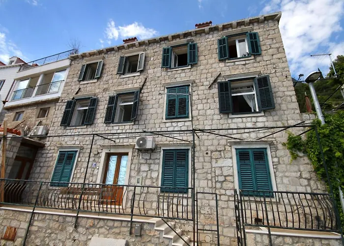 With A Parking Space - 9026 Dubrovnik